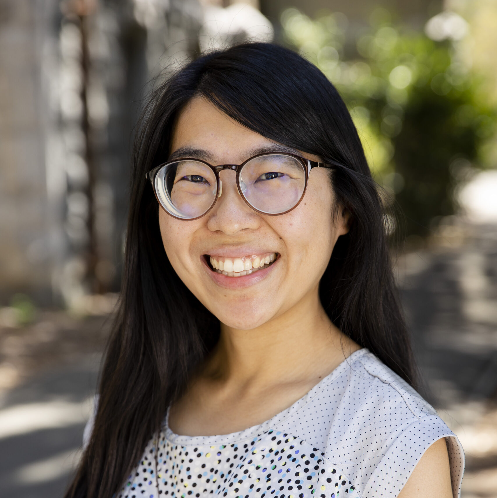 Aileen Liu headshot